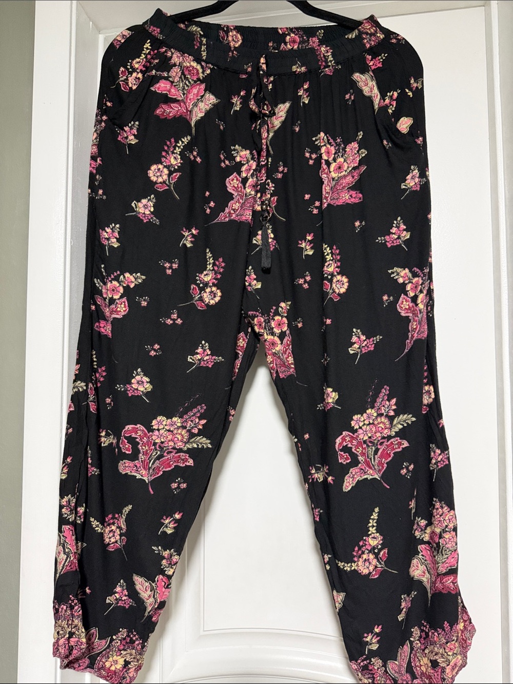 Angie Floral Pants
